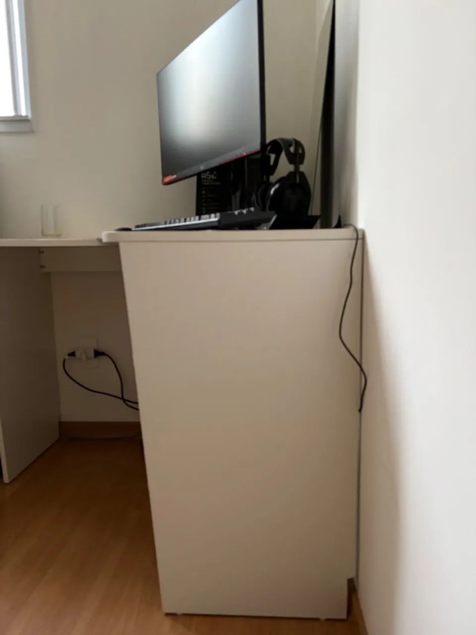 Mesa de canto para computador / estudo - Foto 3