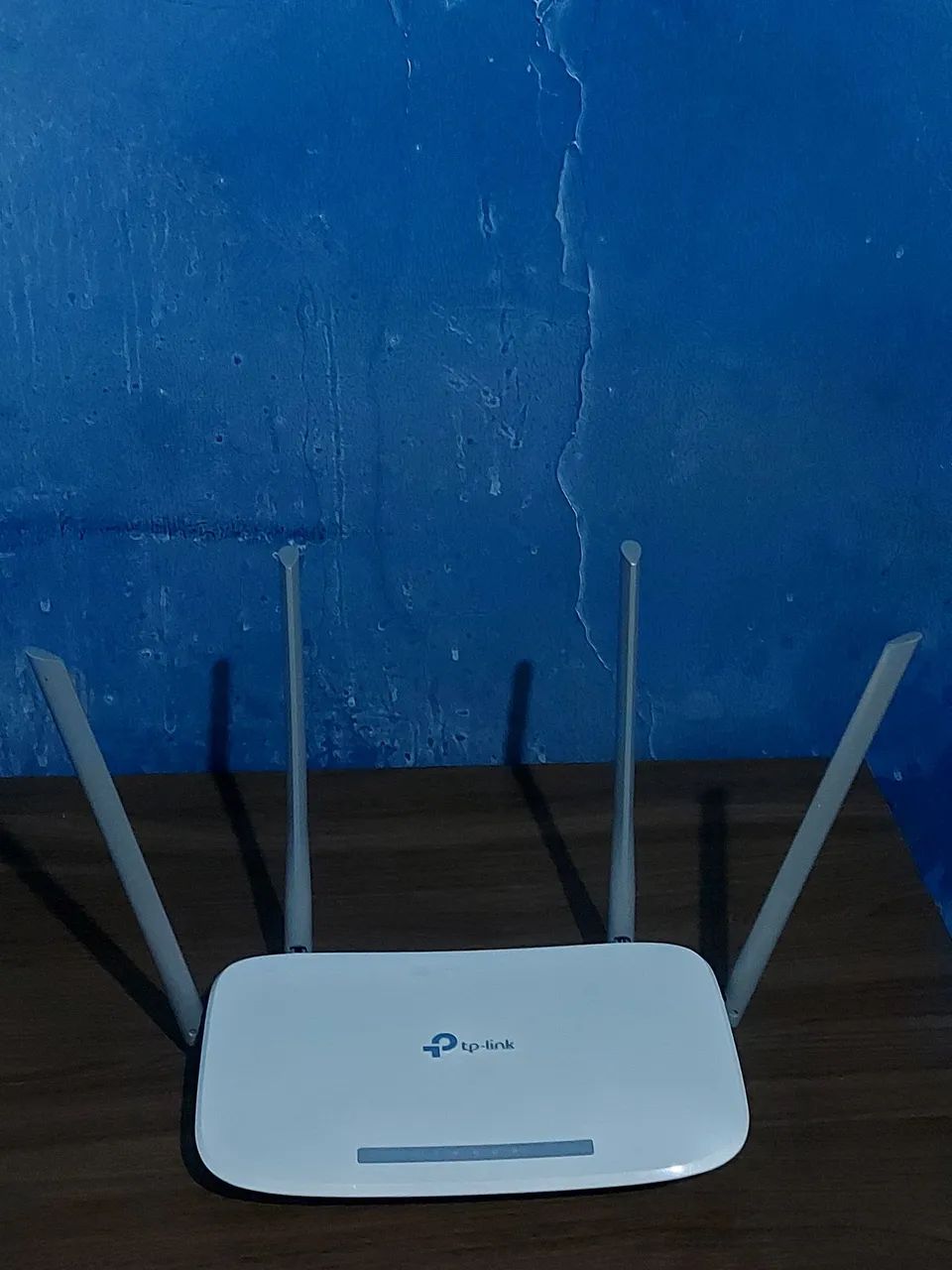 VENDO ROTEADOR TP-LINK EC220-G5