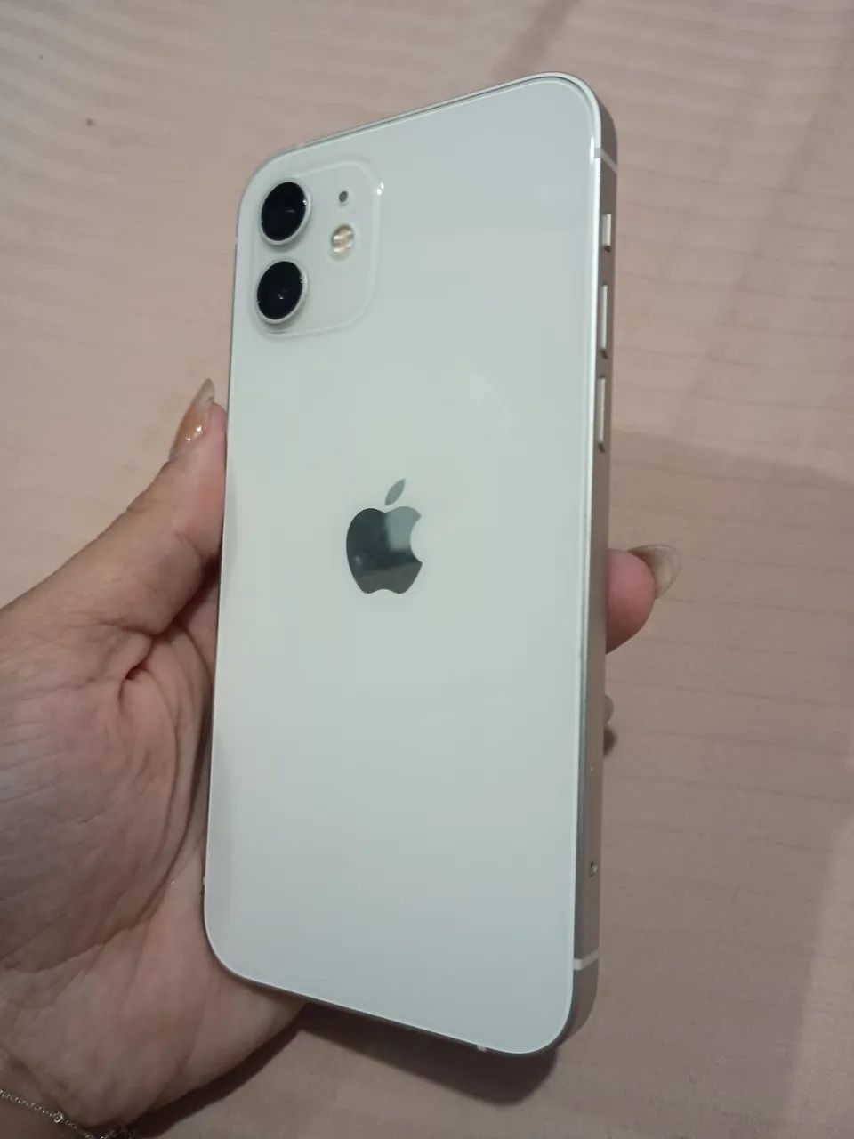 iPhone 12 128g em perfeito estado de conservação ( semi-novo ) 
