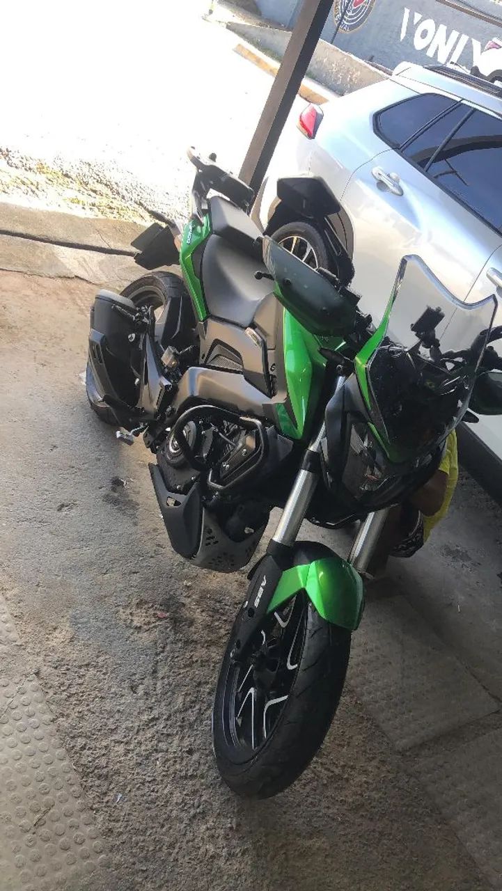 BAJAJ DOMINAR 400 24/25