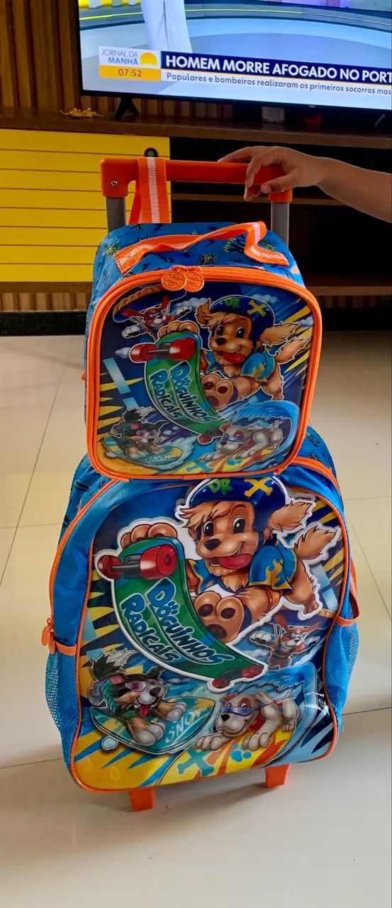 Kit Mochilas De Rodinhas + Lancheira + Estojo Clio Azul - Doguinhos Liso - Foto 4