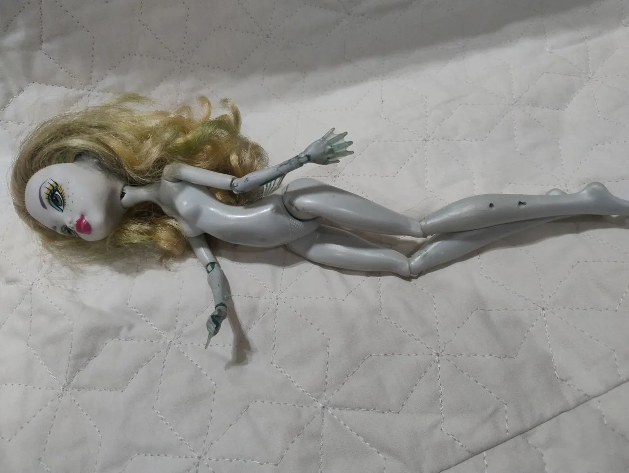 boneca Monsters high Lagona  - Foto 4