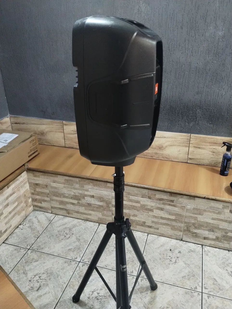 Caixa ativa JBL eon 510  - Foto 4