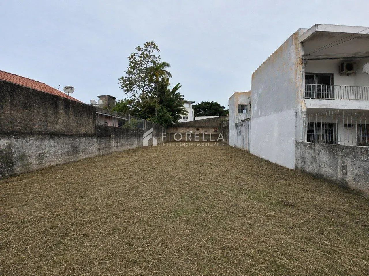 Terreno à venda com 300m² em Capoeiras, Florianópolis/SC. - Foto 3