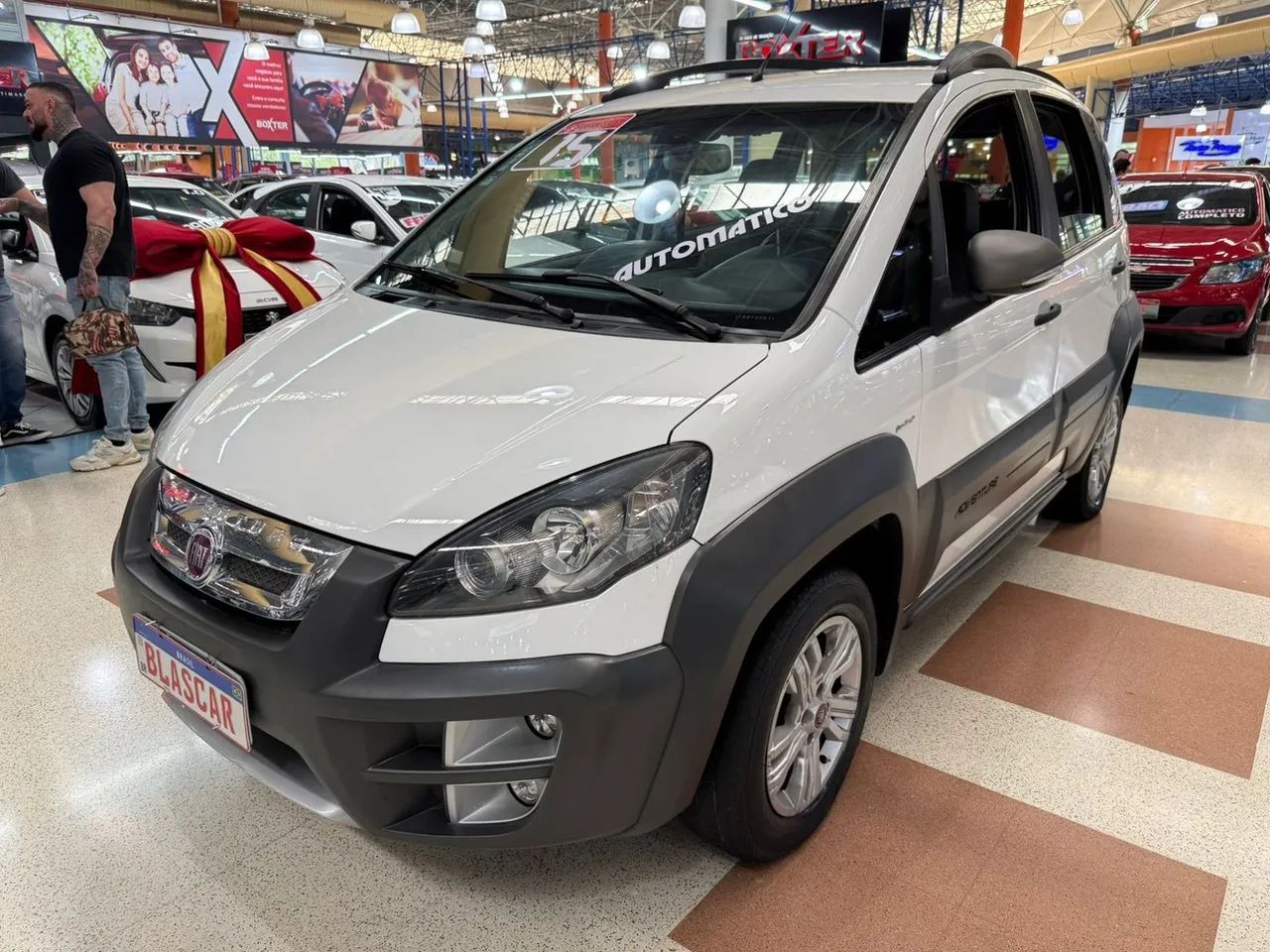 Fiat Idea Adv./ Adv.lock.dualogic 1.8 Flex 5P 2015 - Foto 4