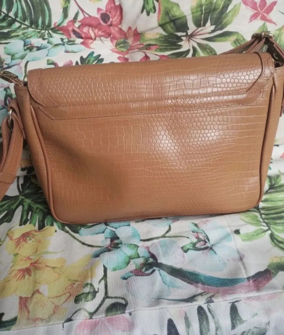 Bolsa Carmen Steffens Croco marrom  - Foto 3