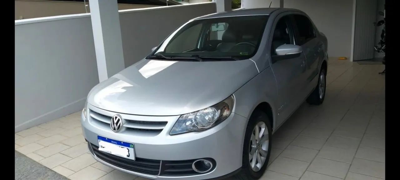 Volkswagen Voyage 2013