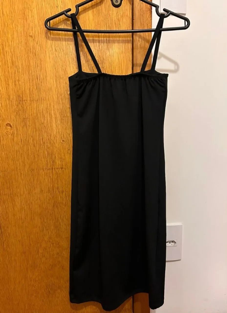 Vestido Tubinho Preto com Alças - Foto 4