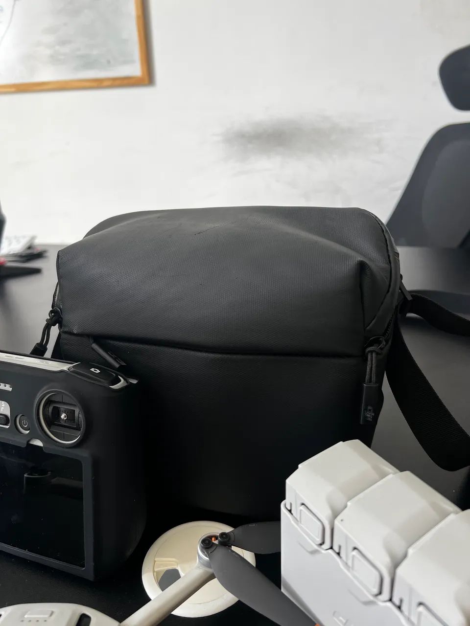 Dji Mini 3 pro - Combo Fly More com 3 baterias e bolsa de transporte - Foto 2