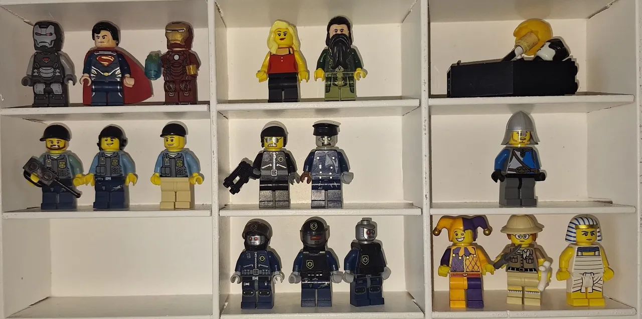 Conjunto de 41 MINI-FIGURAS LEGO - Foto 2