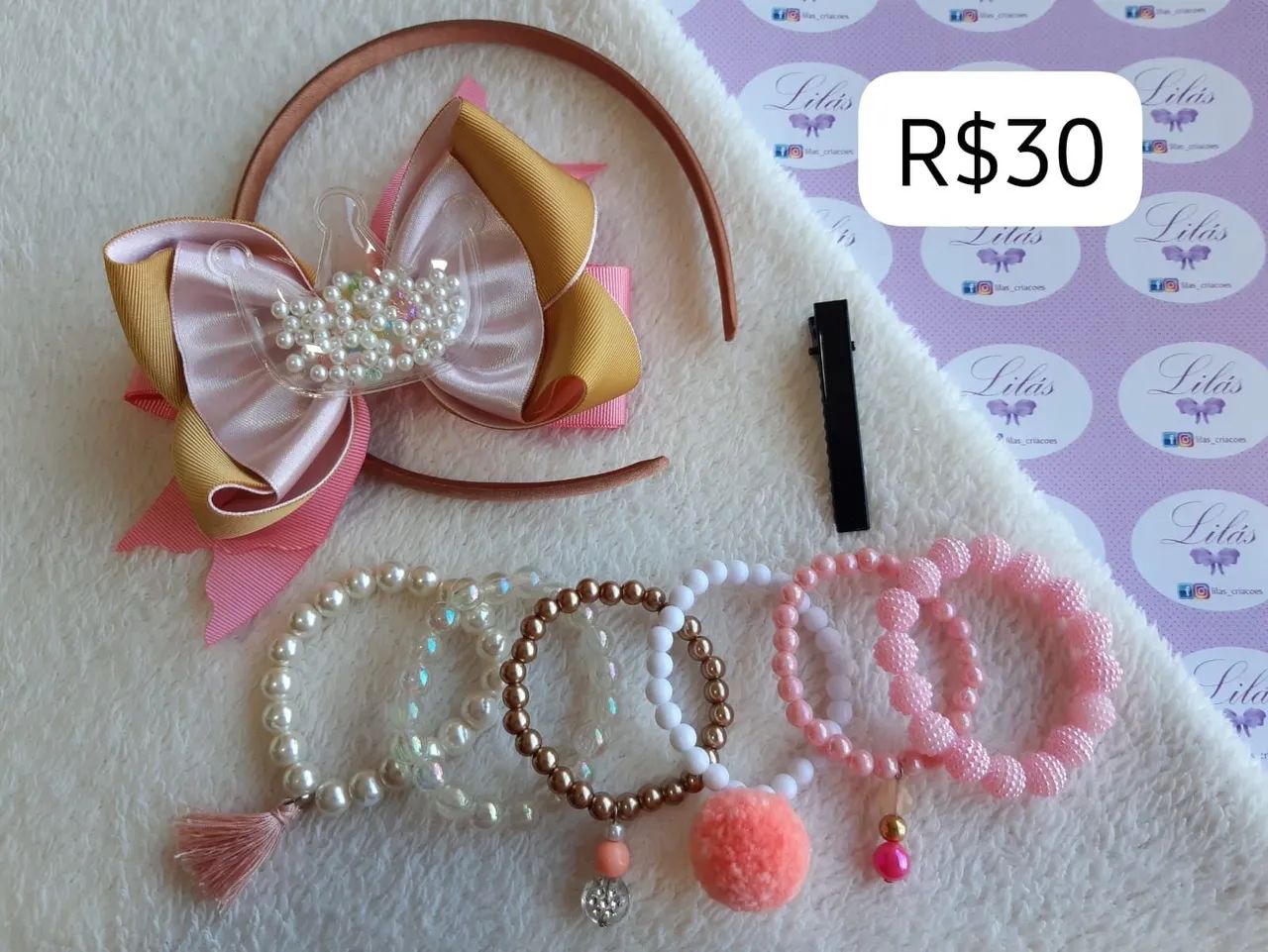 Kit Laço temático e pulseiras - Foto 4