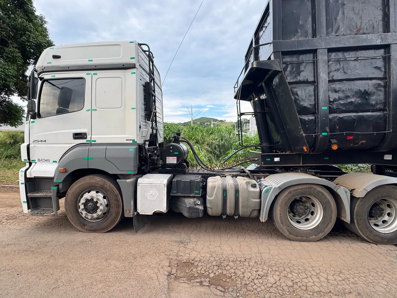 Axor 2544 2014 automático  - Foto 2