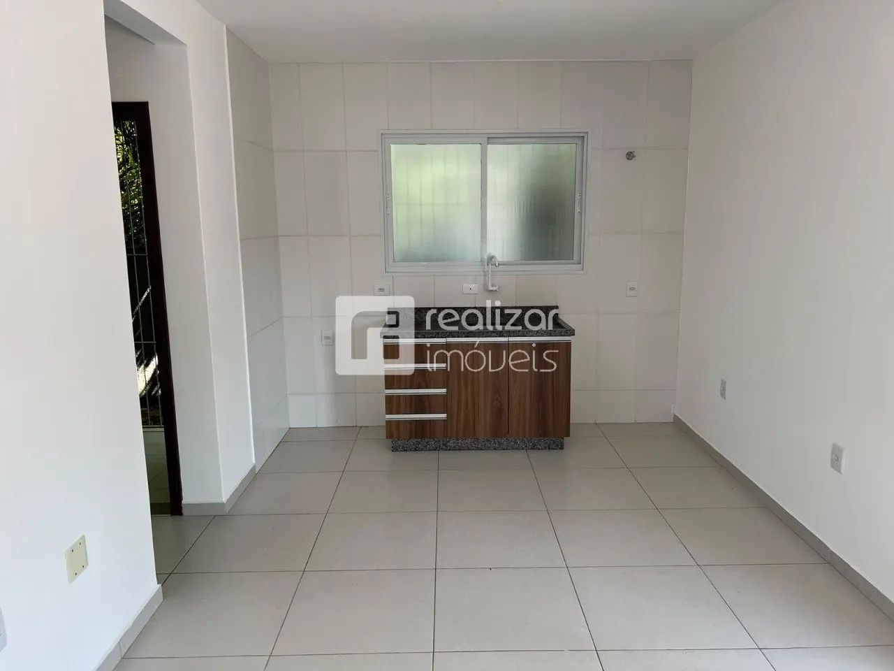 Casa com 2 dormitórios bairro Campeche em Florianópolis - Foto 3