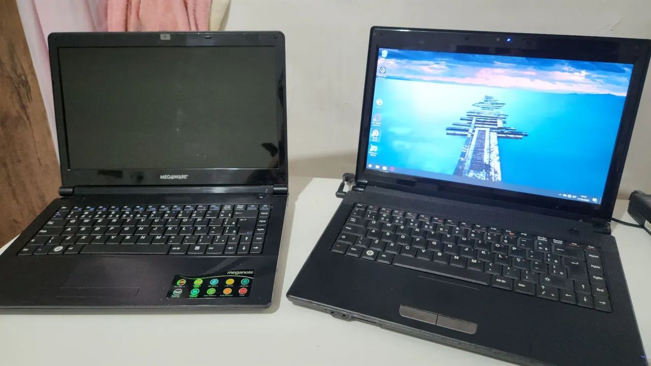 Dois notebooks