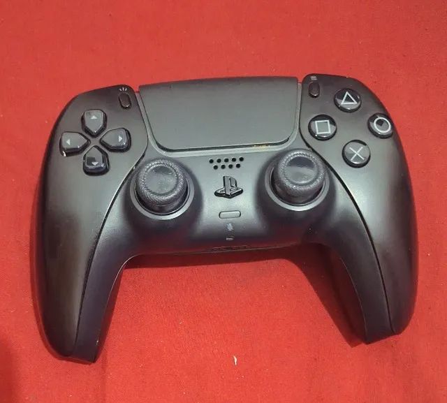 2 manetes de ps5 dualsense com base de carregamento. - Foto 3