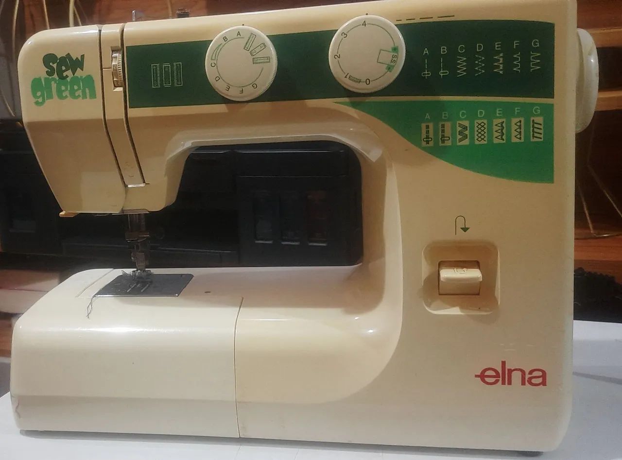 Vendo máquina de costura  - Foto 4