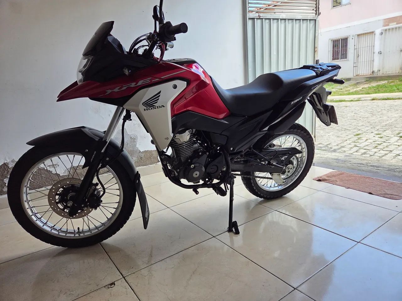Honda XRE 190 vermelha 