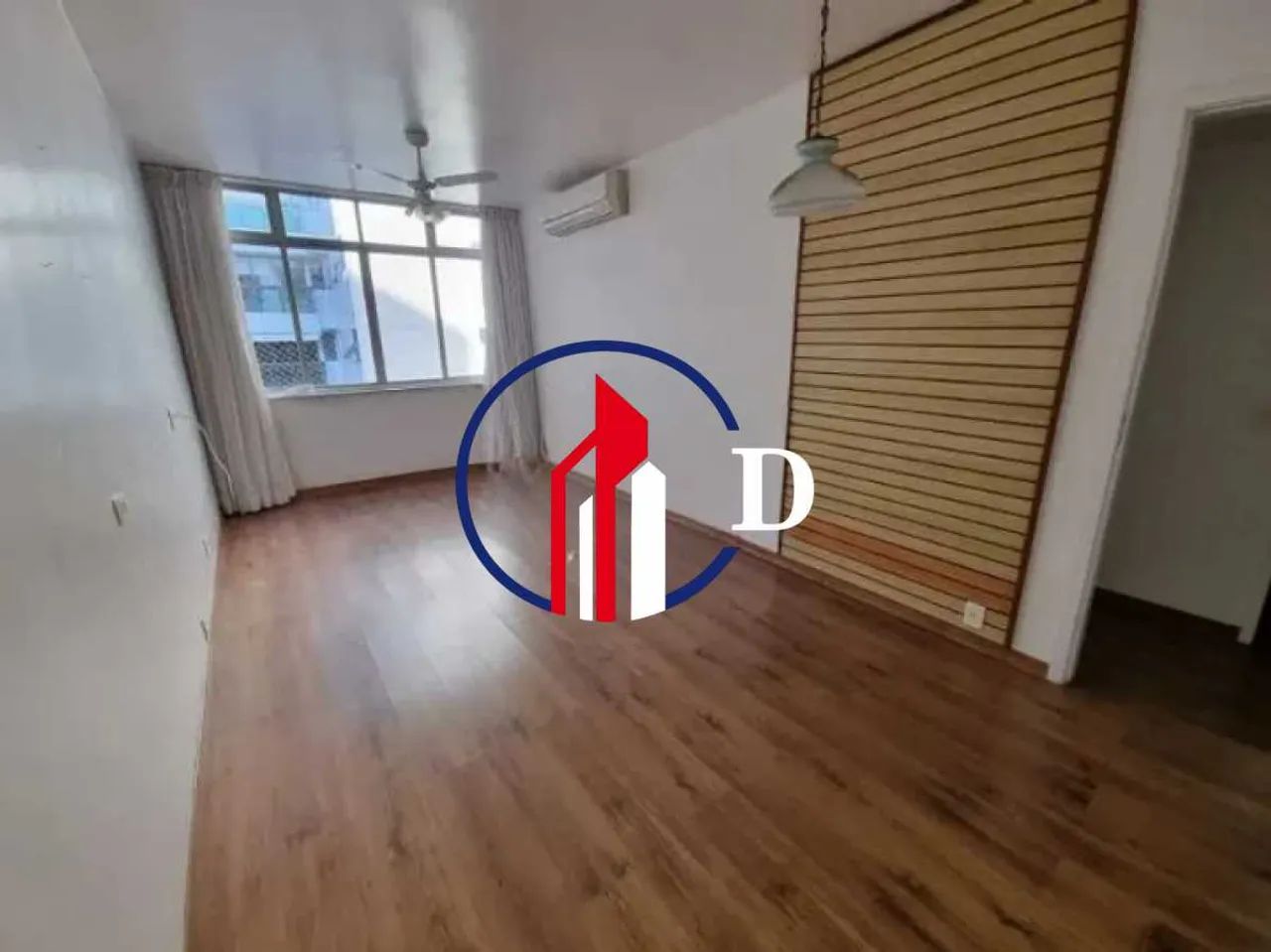 Apartamento Leblon - 2 Quartos - Vaga - 73m² - Transversal