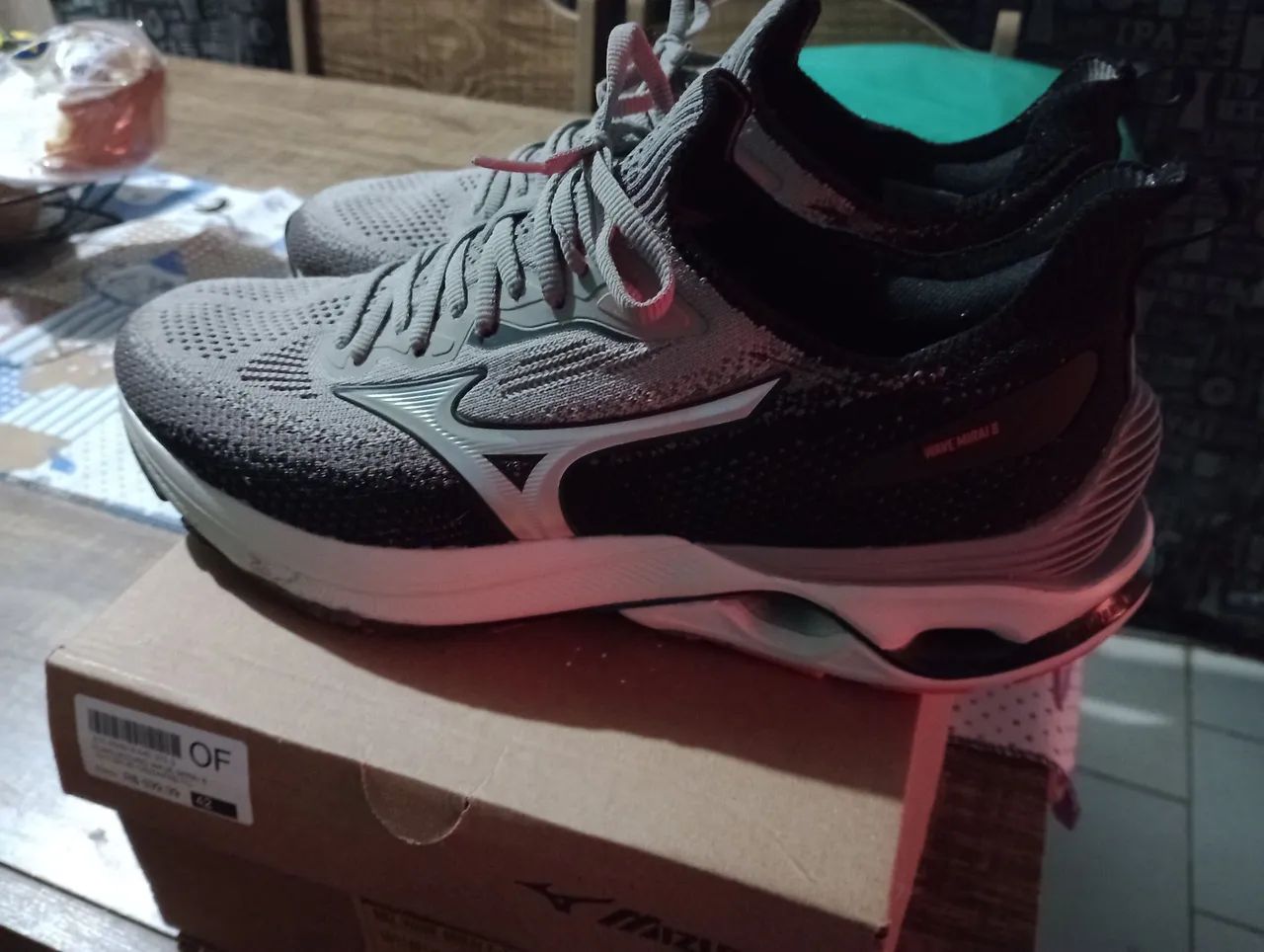 Tênis Mizuno top original número 42 usei duas vezes  - Foto 2