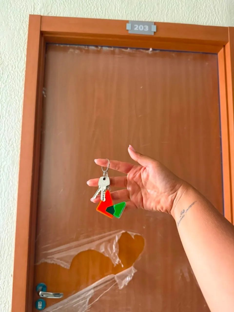 Alugo Apartamento - Condomínio Reserva da Serra