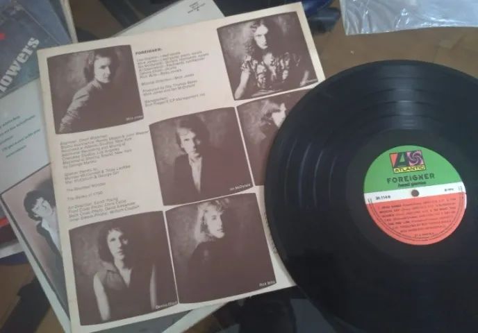 2 discos de vinil - Foreigner - Foto 5