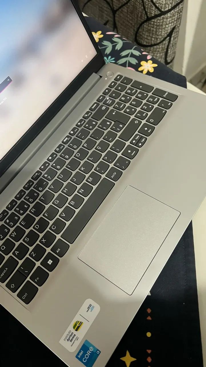 Notebook Lenovo  - Foto 3