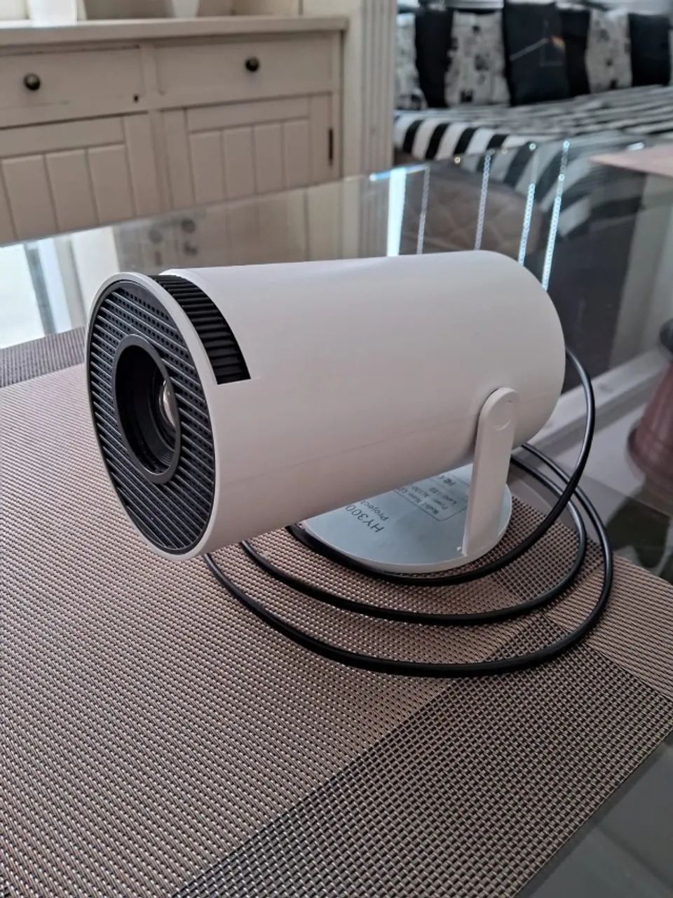 Projetor Portátil 4k HD - HY300! Android 11 Smart WIFI