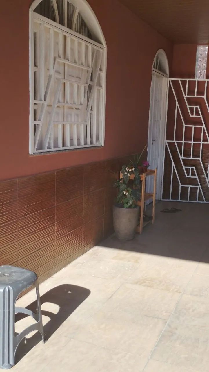 Vendo ou Troco casa com piscina  - Foto 3