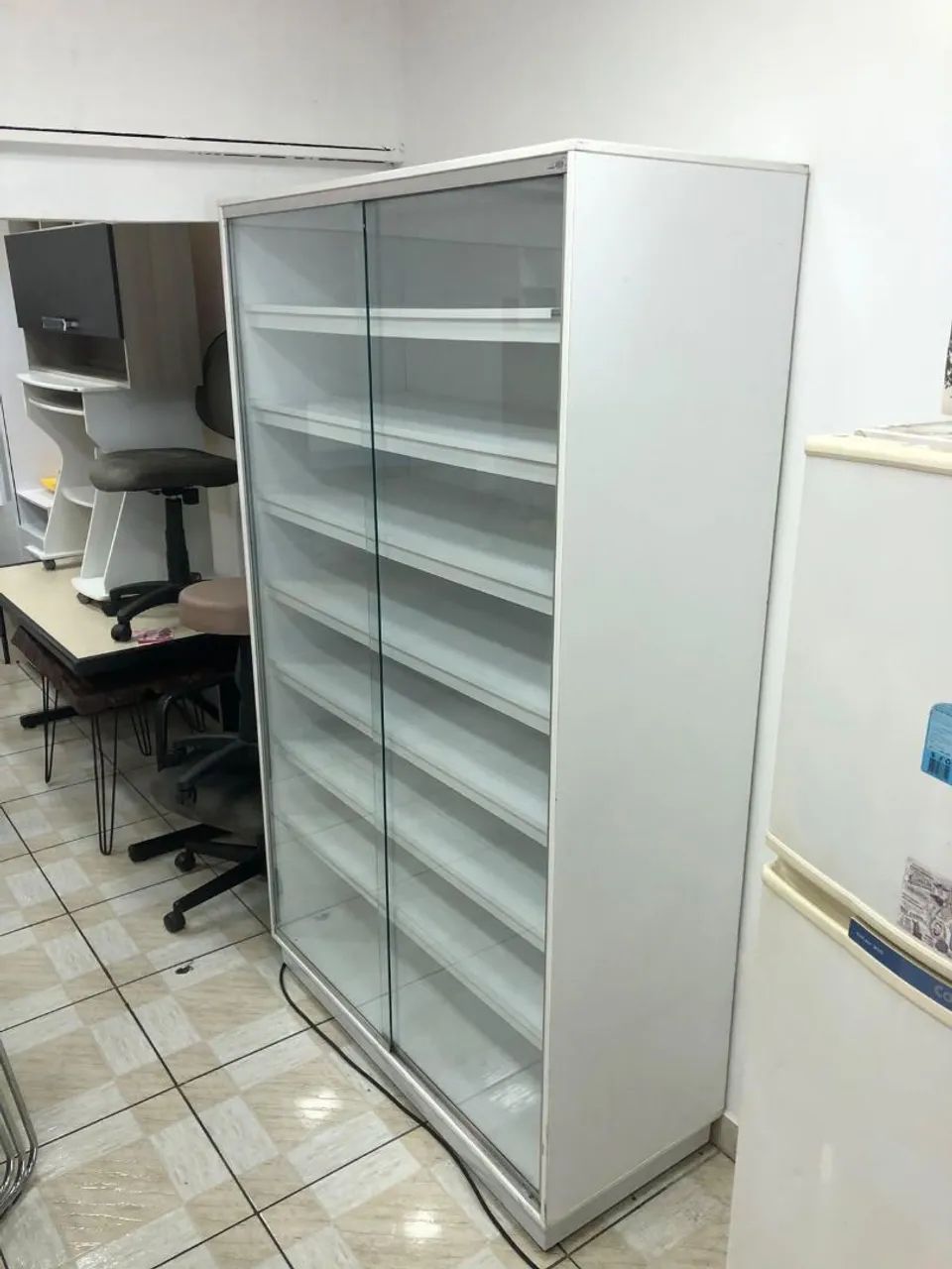 Cristaleira/ Vitrine 100% MDF