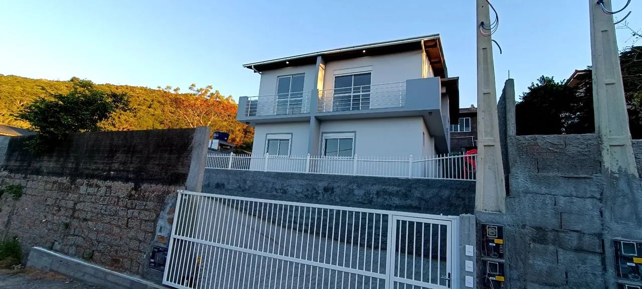 Apto 2 quartos rio tavares 20 de março