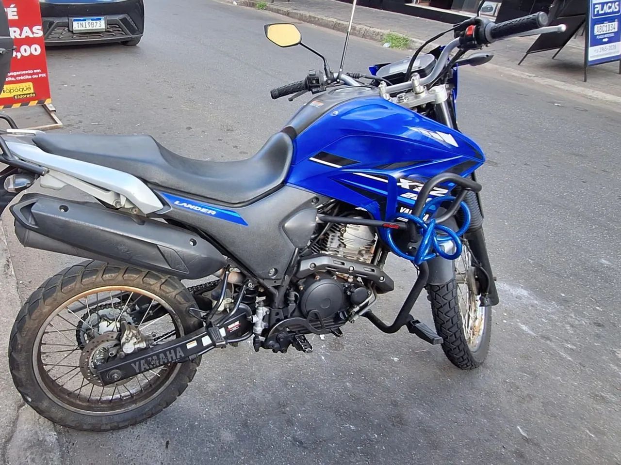 XTZ Lander 250  - Foto 3