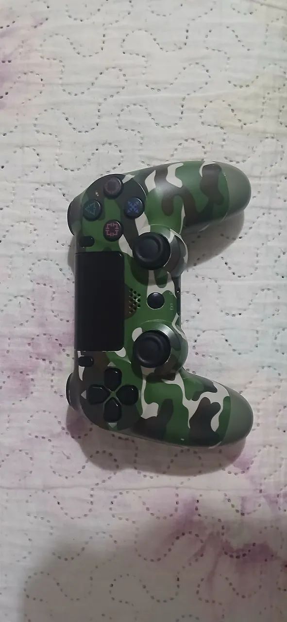 Controle PS4 Bluetooth genérico camuflado - Foto 2