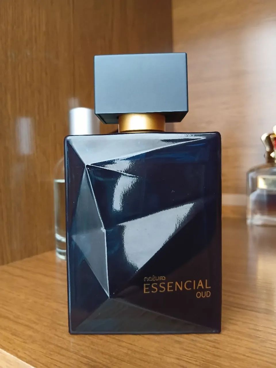 Perfume natura essencial oud