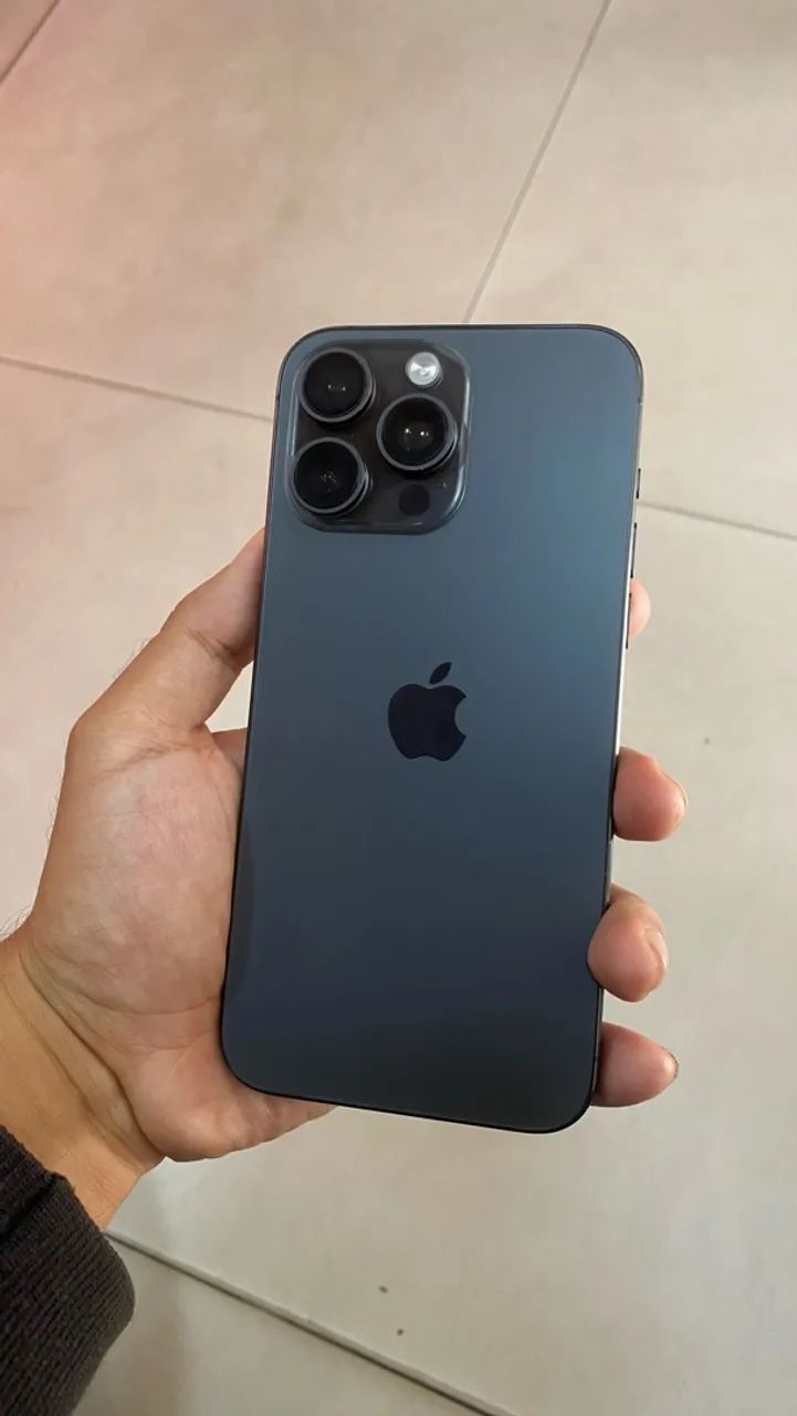 iPhone 15 Pro Max - Com nota 