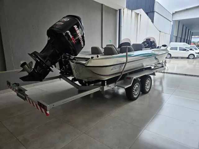 Lancha Pesca MotorBoat Motor Mercury V6 2 Tempos 250CV 50 Horas de Uso IMPECÁVEL!! - Foto 3