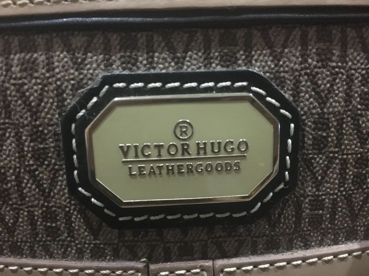 Vendo bolsa Victor Hugo legítima  - Foto 3