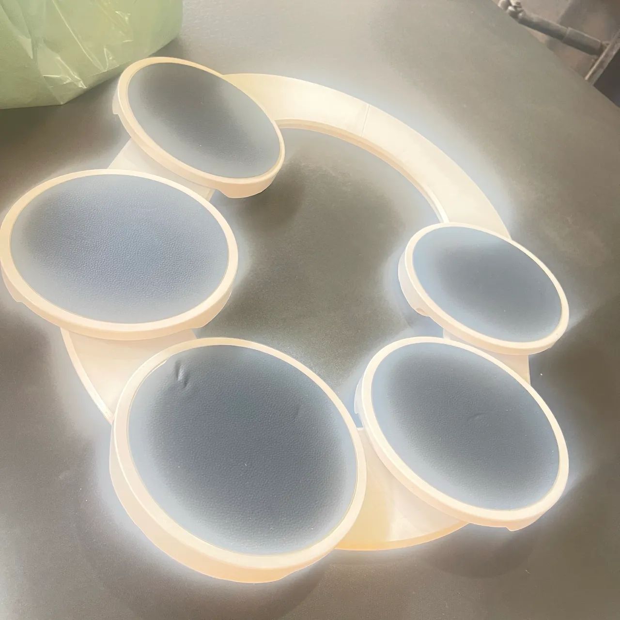 Bandeja giratória para mesa 