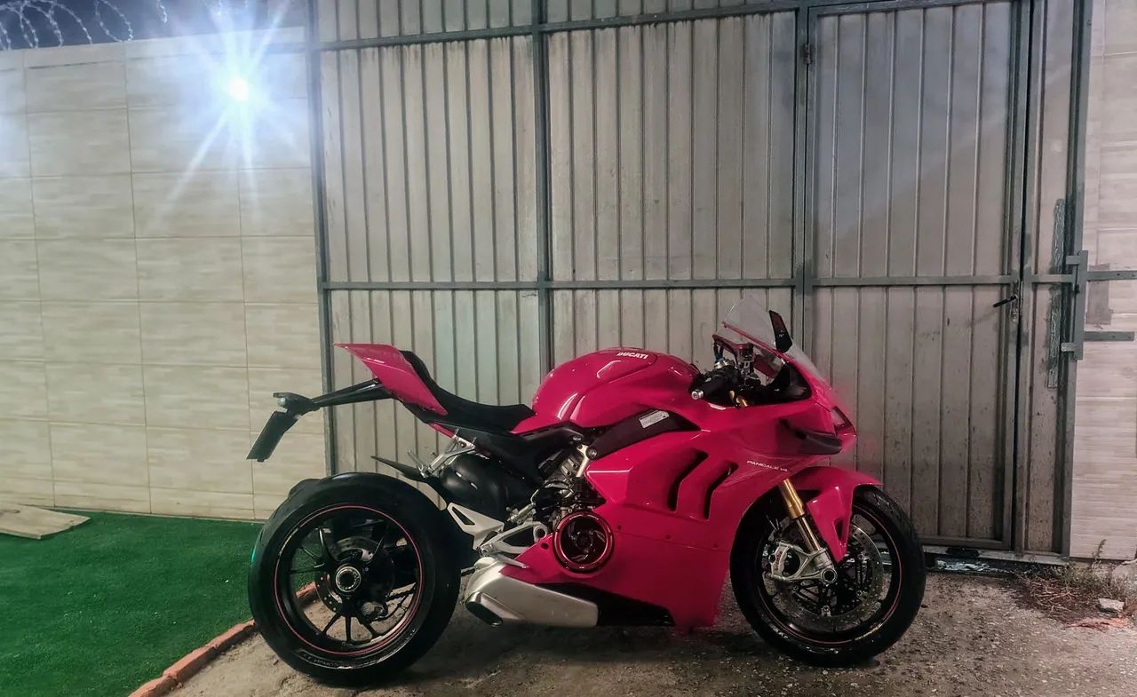 Ducati panigale v4  - Foto 4