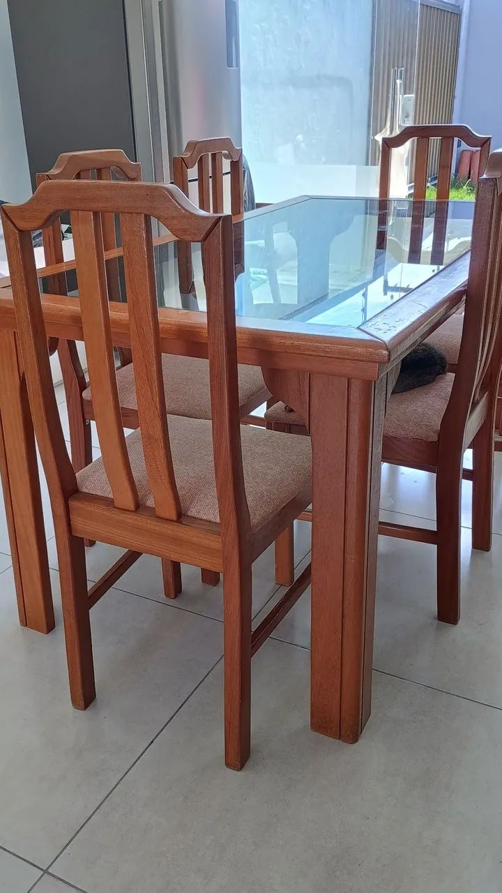 Mesa c/ cadeiras e buffet madeira  - Foto 3