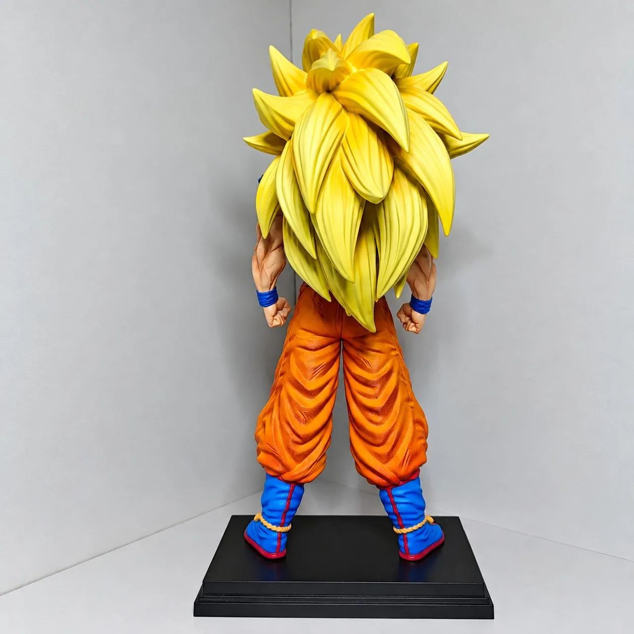 Action figure Goku Super Sayajin 3 - 32 cm - com base  - Foto 2