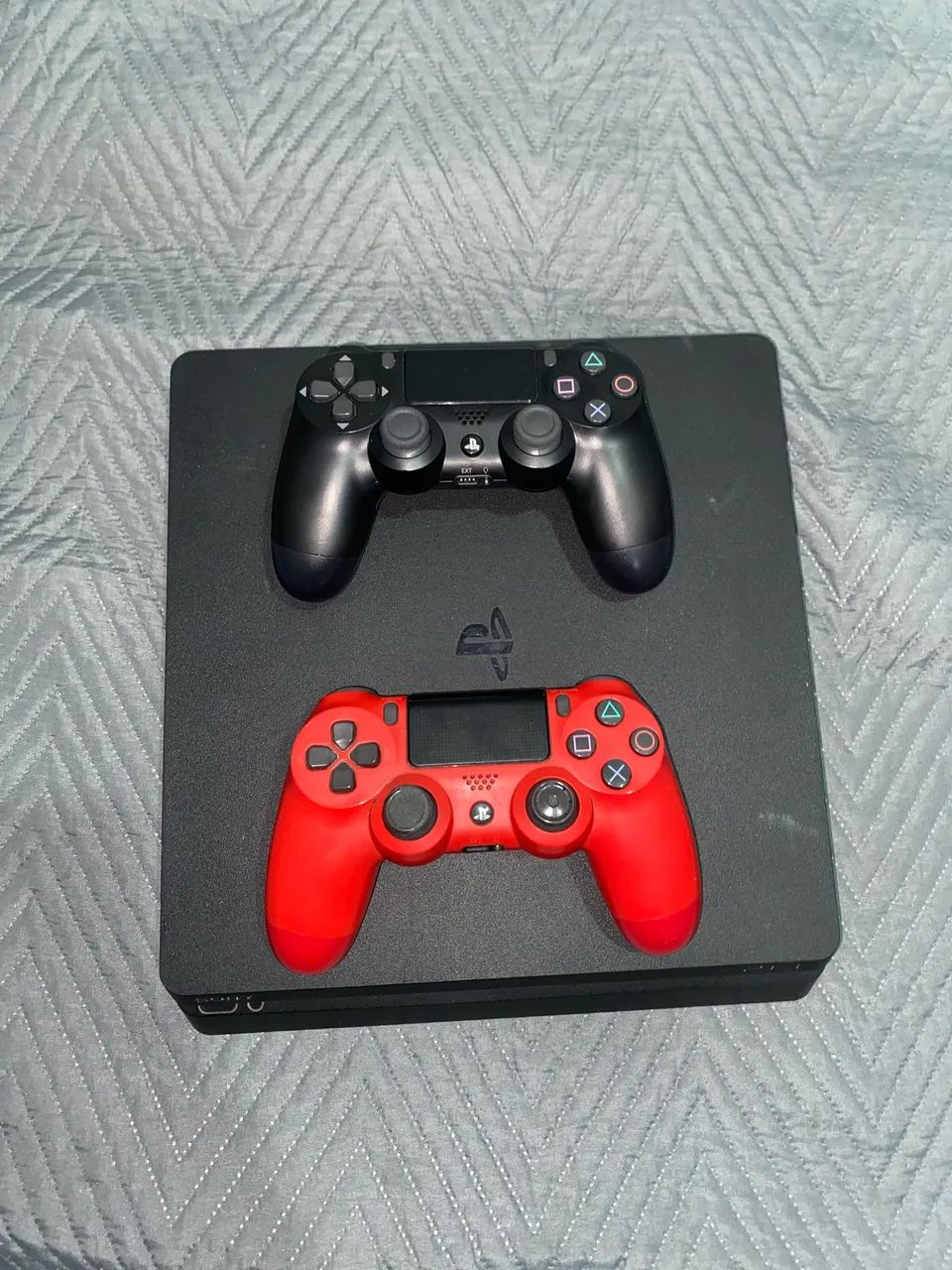 PS4 Slim - 1TB - Foto 4