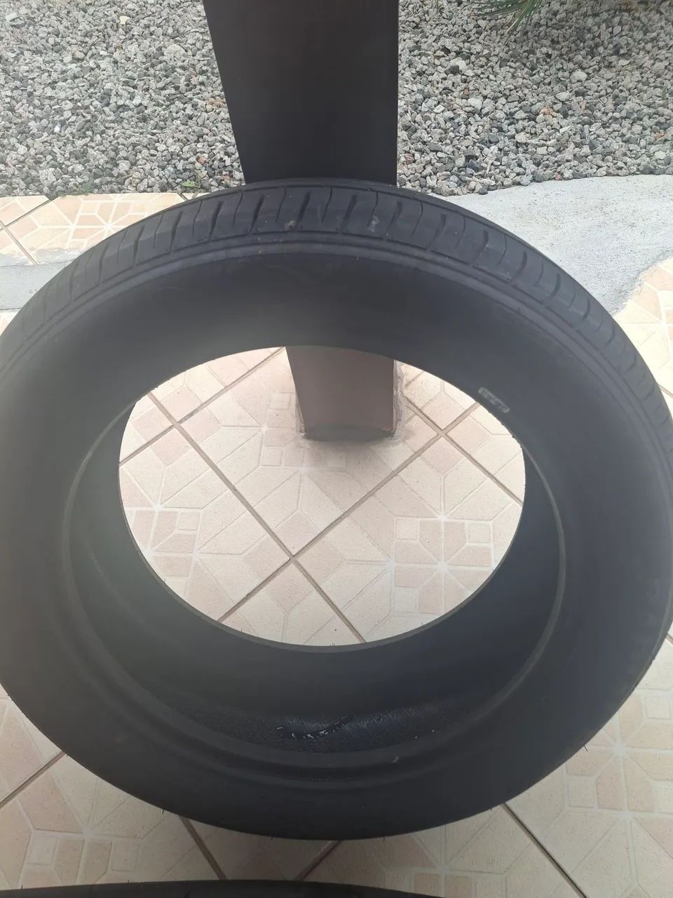 Vende-se para de pneus  - Foto 4