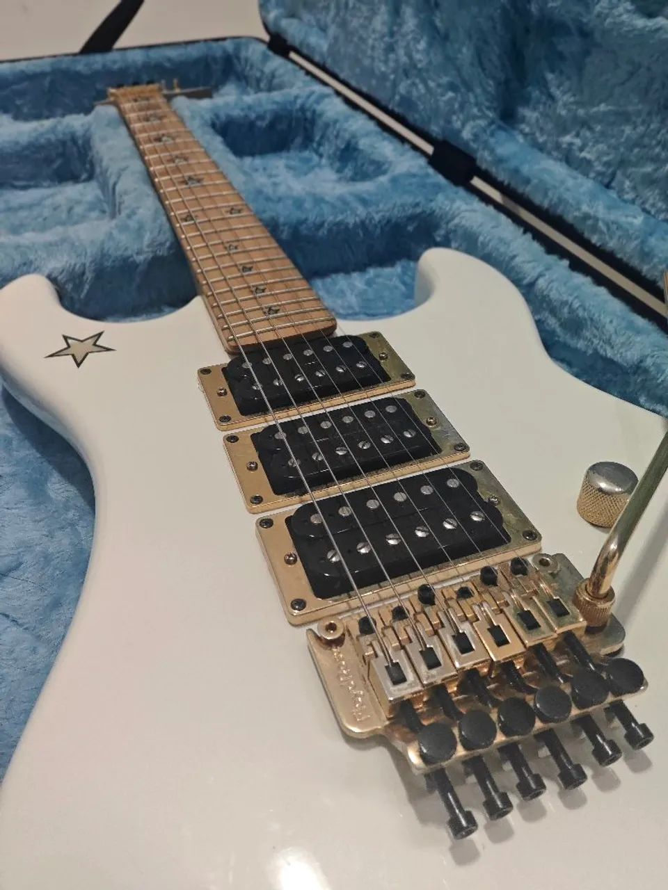 GUITARRA KRAMER JERSEY STAR + HARD CASE+AMP MARSHALL VALVSTATE 8080 - Foto 2