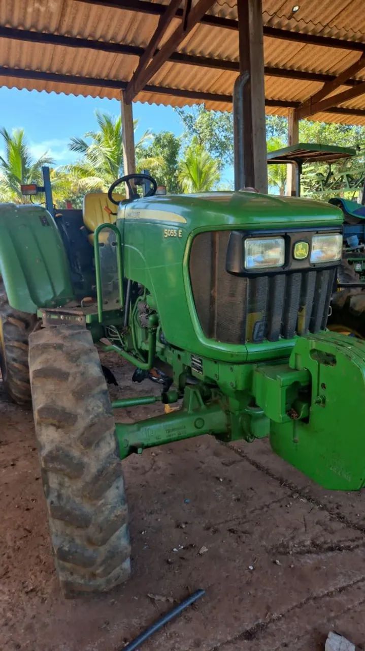 Trator John Deere 5055 E - Foto 3