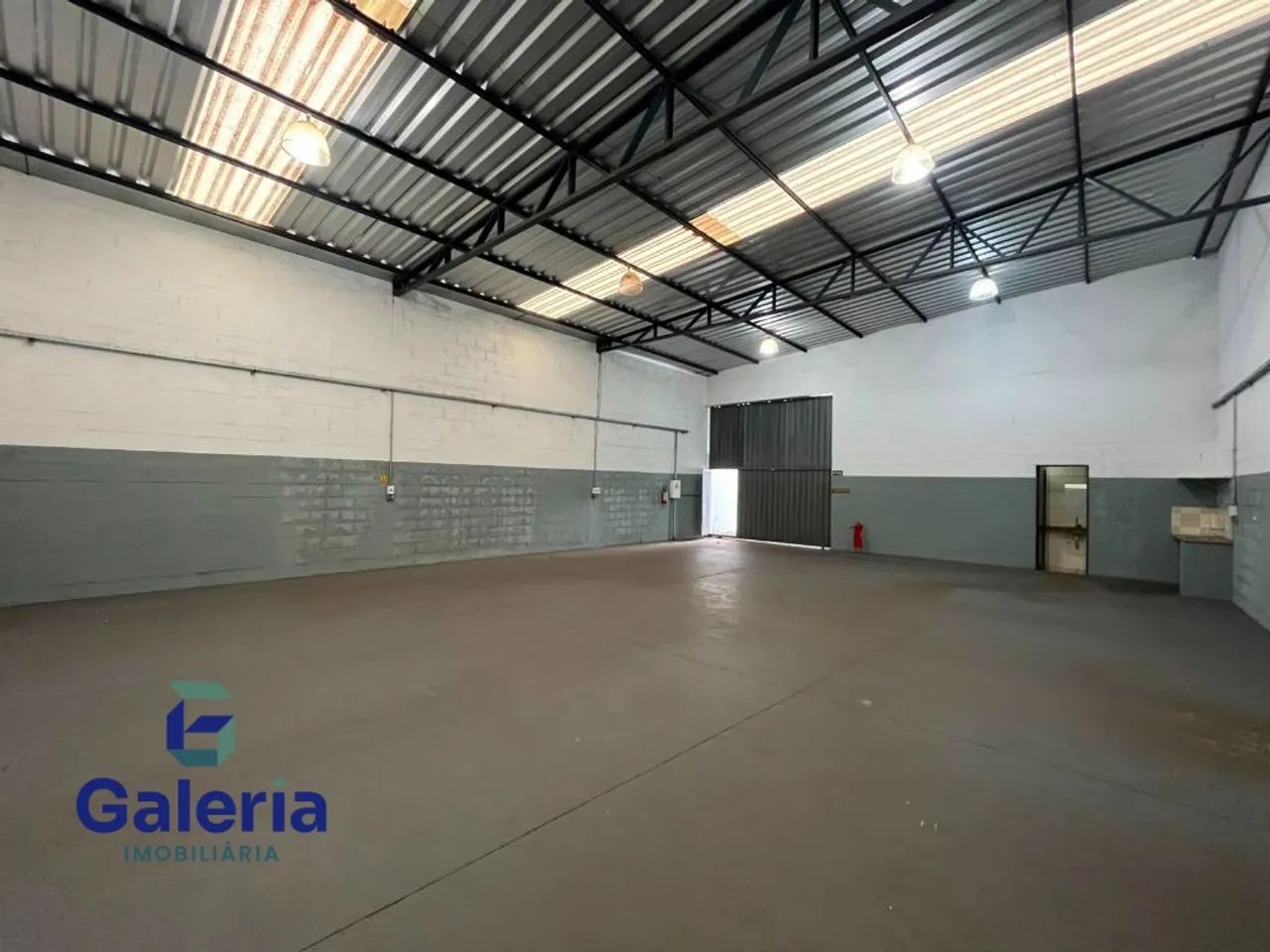 Galpão comercial para alugar, 304m² - Vila Mariana - Foto 2