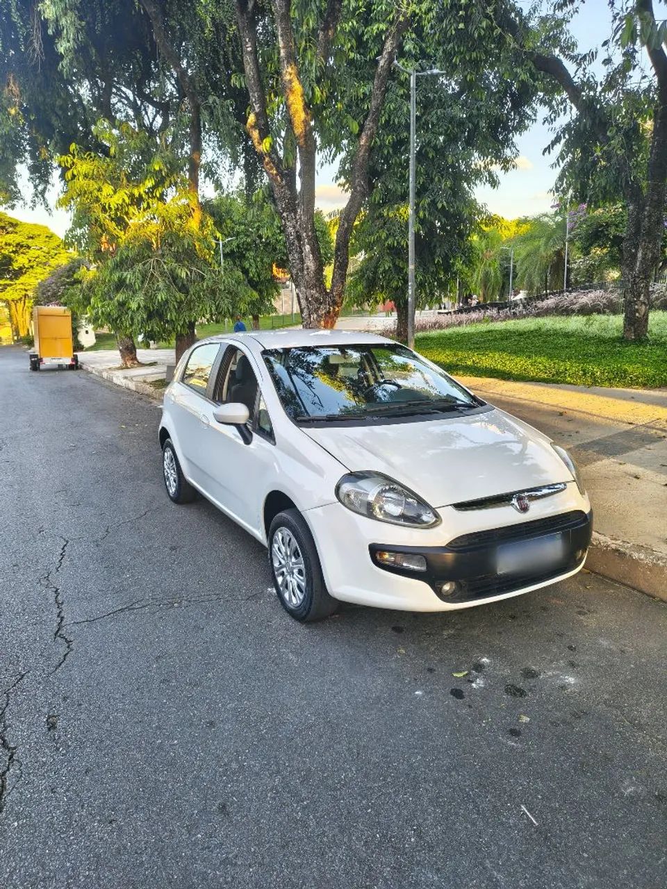 Fiat Punto 1.4 FIRE FLEX 8V 5P 2015