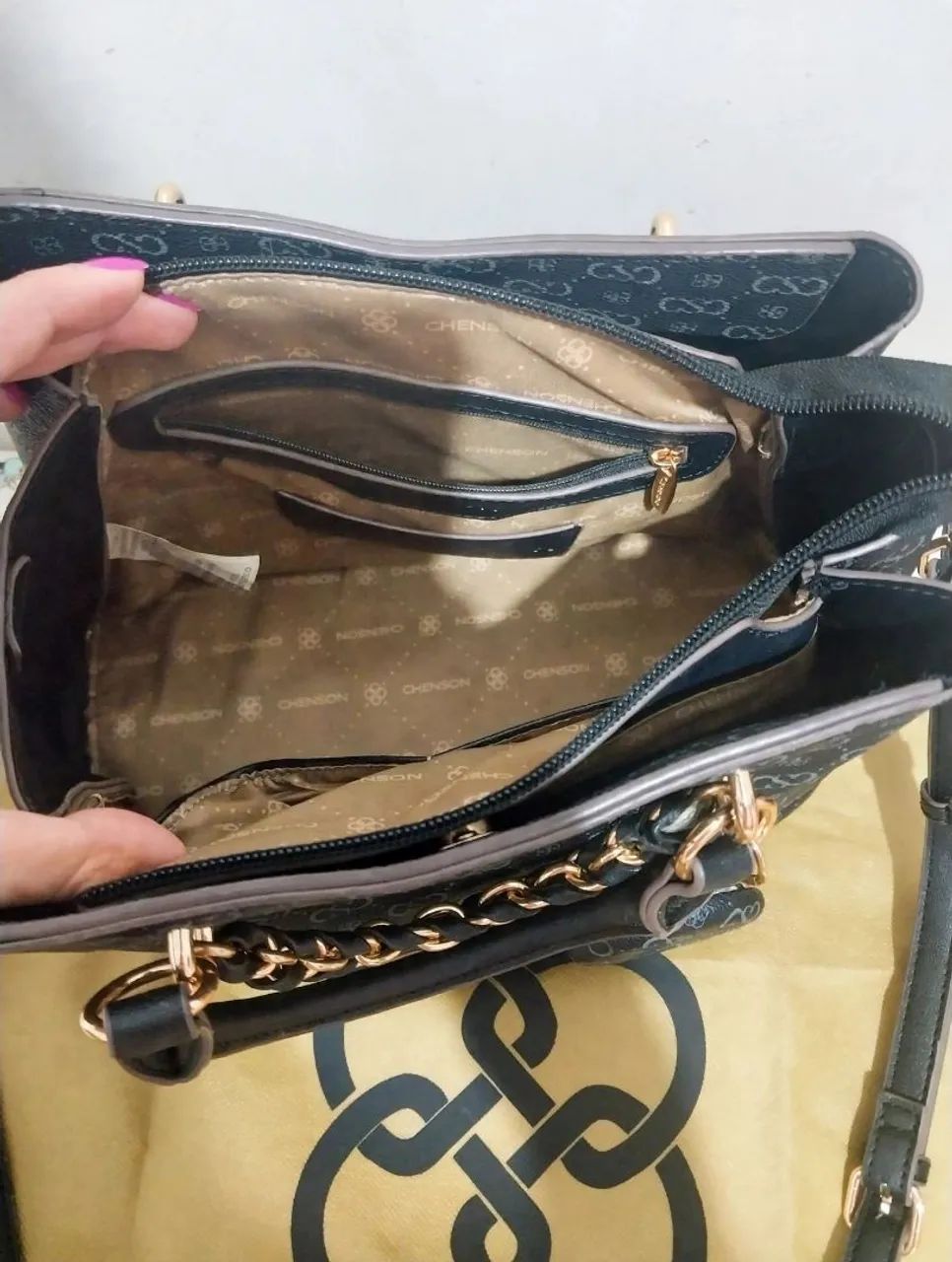 Bolsa de ombro preta chenson original  - Foto 3