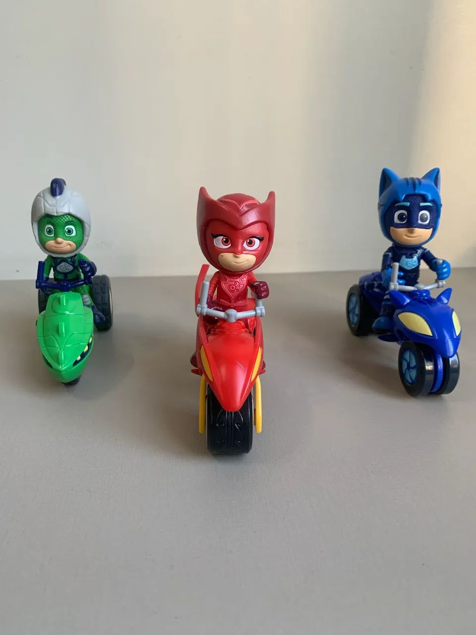PJ Masks motos e figuras articuladas