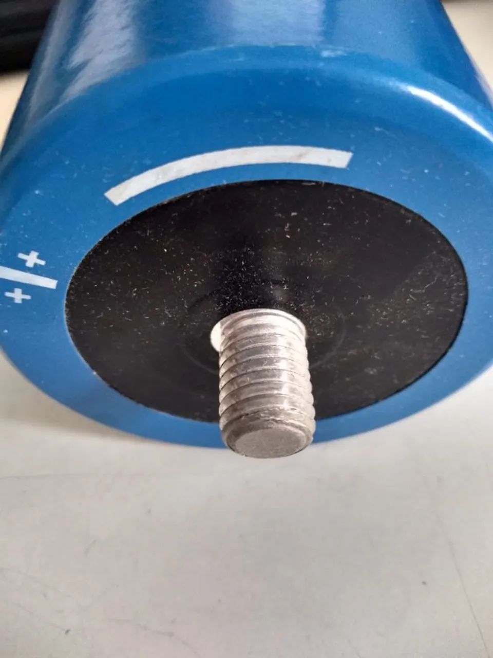 Capacitor Giga 6800uf 350v (Usado)  - Foto 2