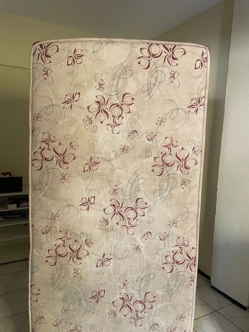 Cama de solteiro 